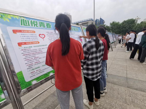 国产成人精品一区二区三区