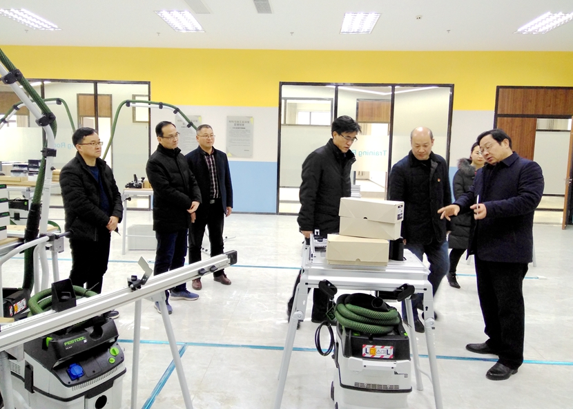 国产成人精品一区二区三区