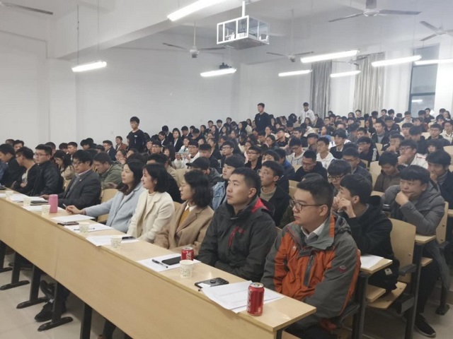 国产成人精品一区二区三区