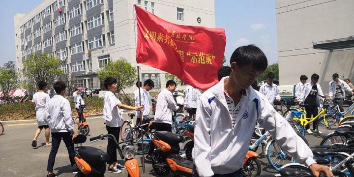 国产成人精品一区二区三区