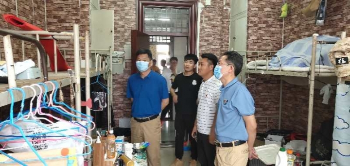 国产成人精品一区二区三区