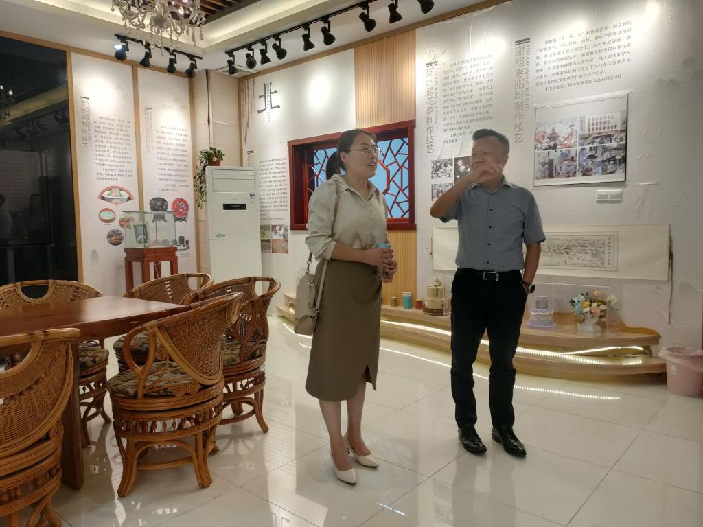国产成人精品一区二区三区