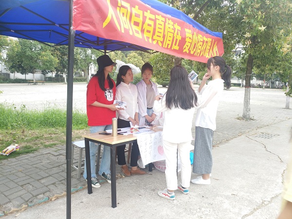 国产成人精品一区二区三区