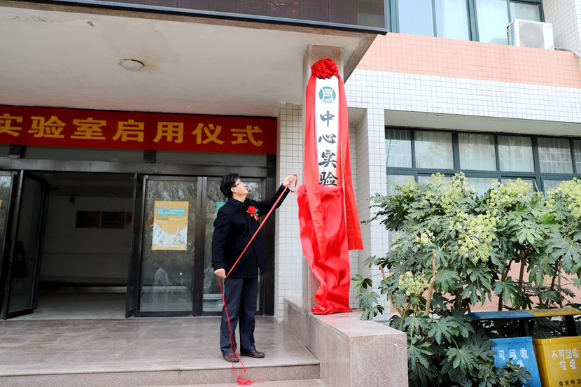 国产成人精品一区二区三区
