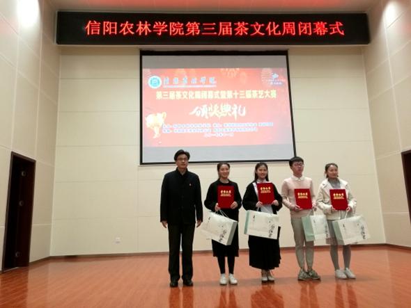 国产成人精品一区二区三区