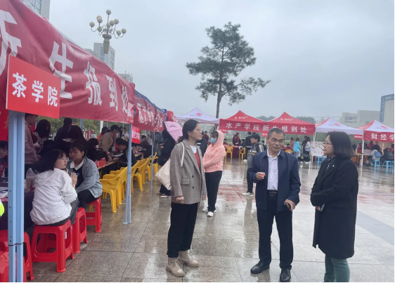 国产成人精品一区二区三区