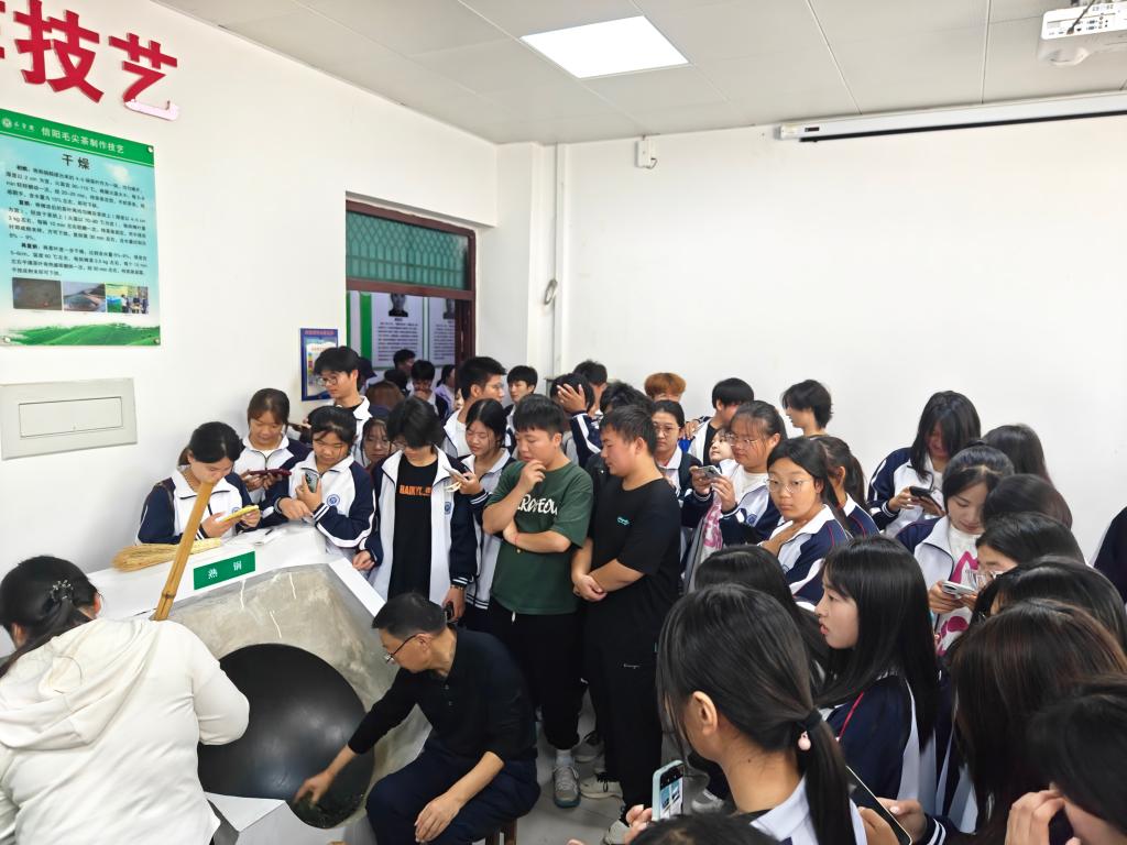 国产成人精品一区二区三区