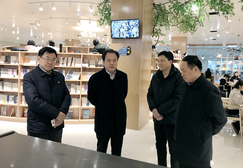 国产成人精品一区二区三区