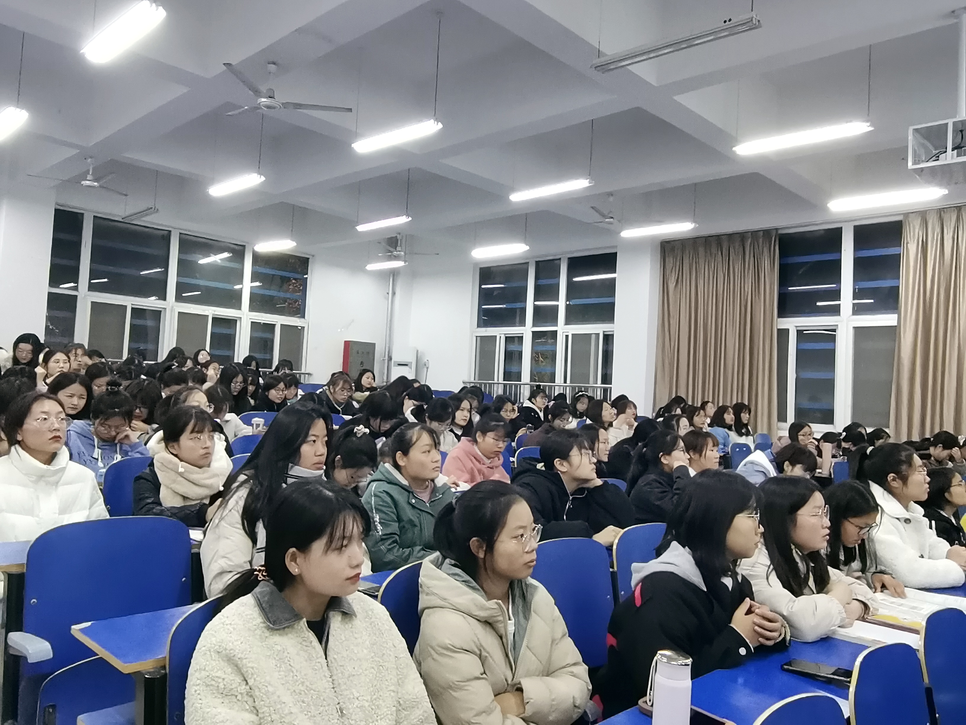 国产成人精品一区二区三区