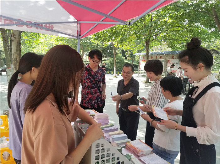 国产成人精品一区二区三区