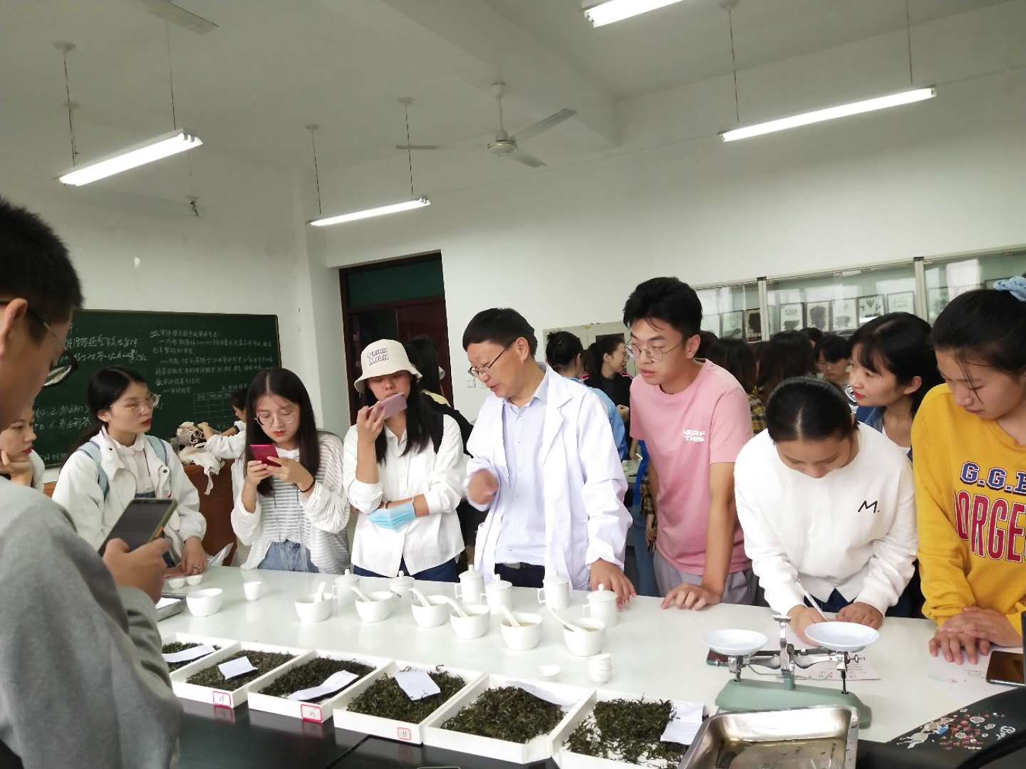 国产成人精品一区二区三区