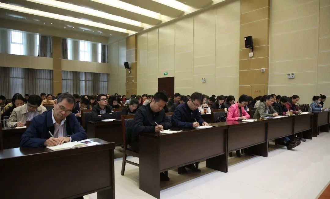 国产成人精品一区二区三区