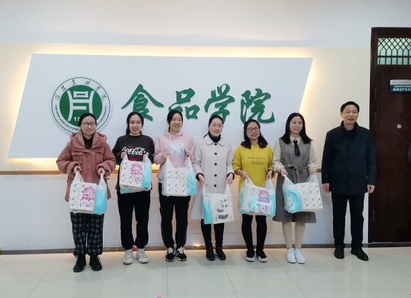 国产成人精品一区二区三区