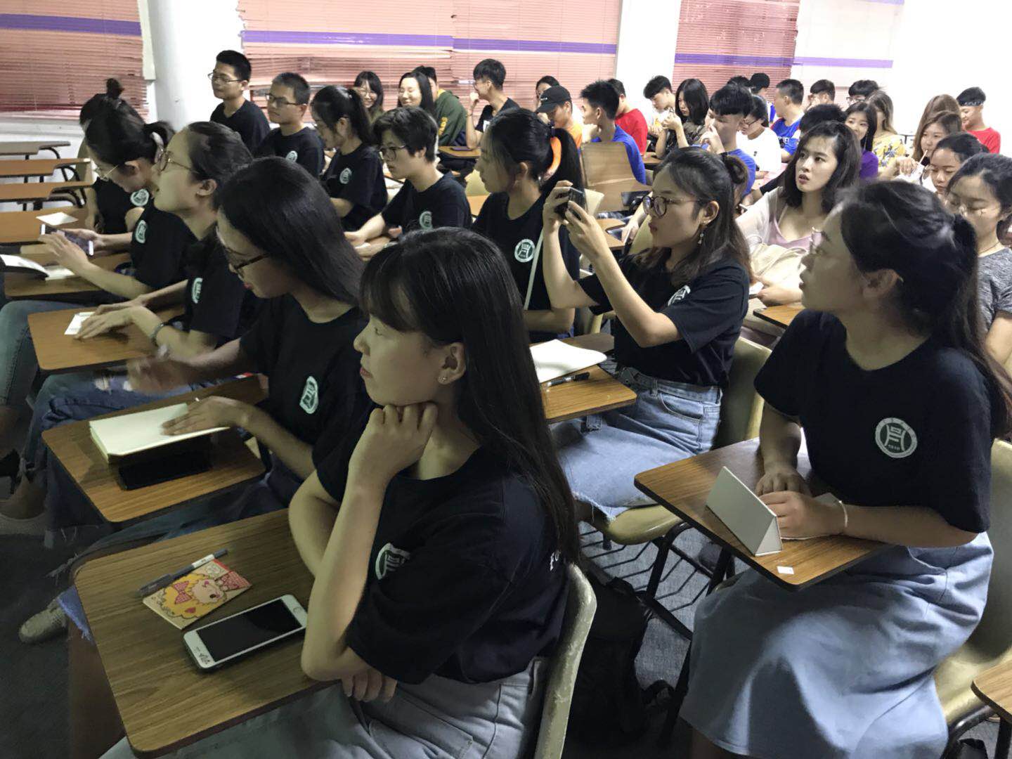 国产成人精品一区二区三区