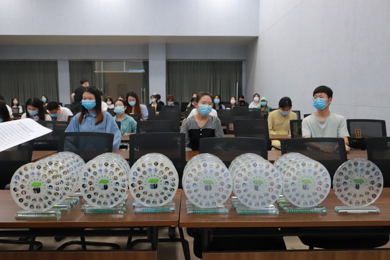 国产成人精品一区二区三区