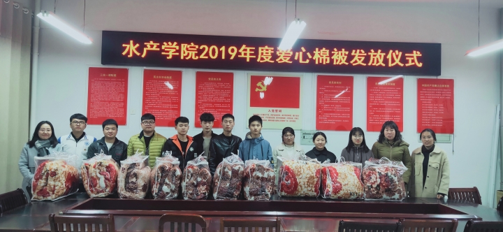 国产成人精品一区二区三区