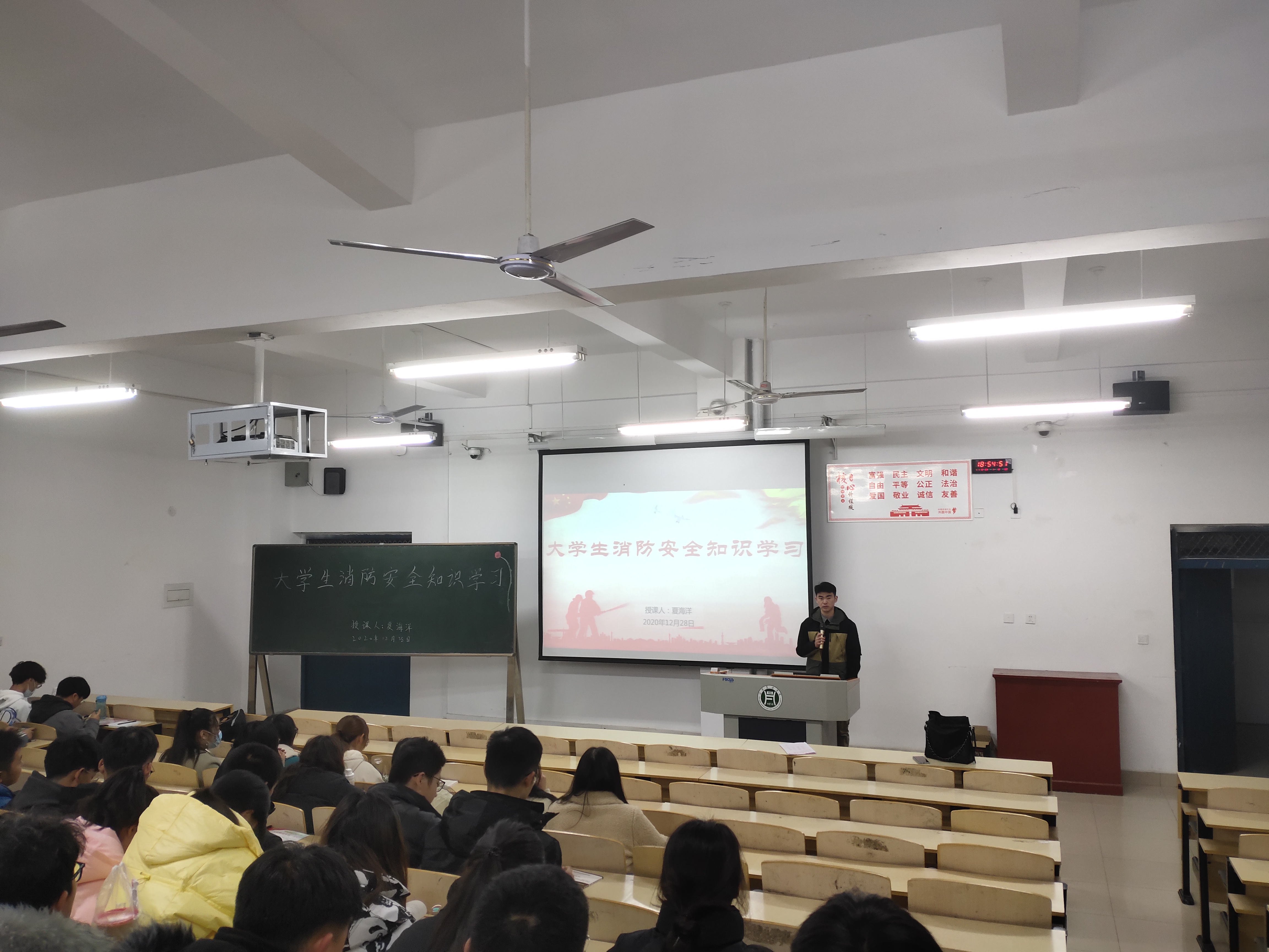 国产成人精品一区二区三区