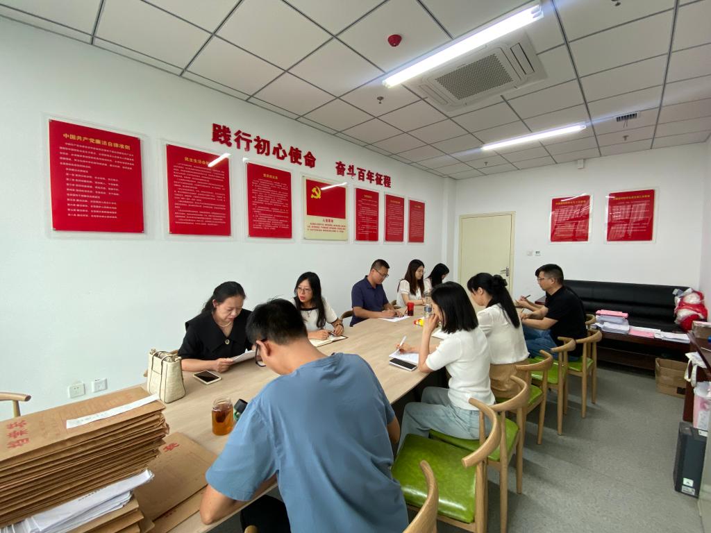 国产成人精品一区二区三区