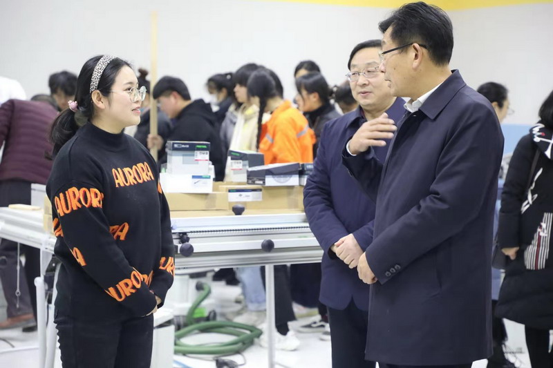 国产成人精品一区二区三区