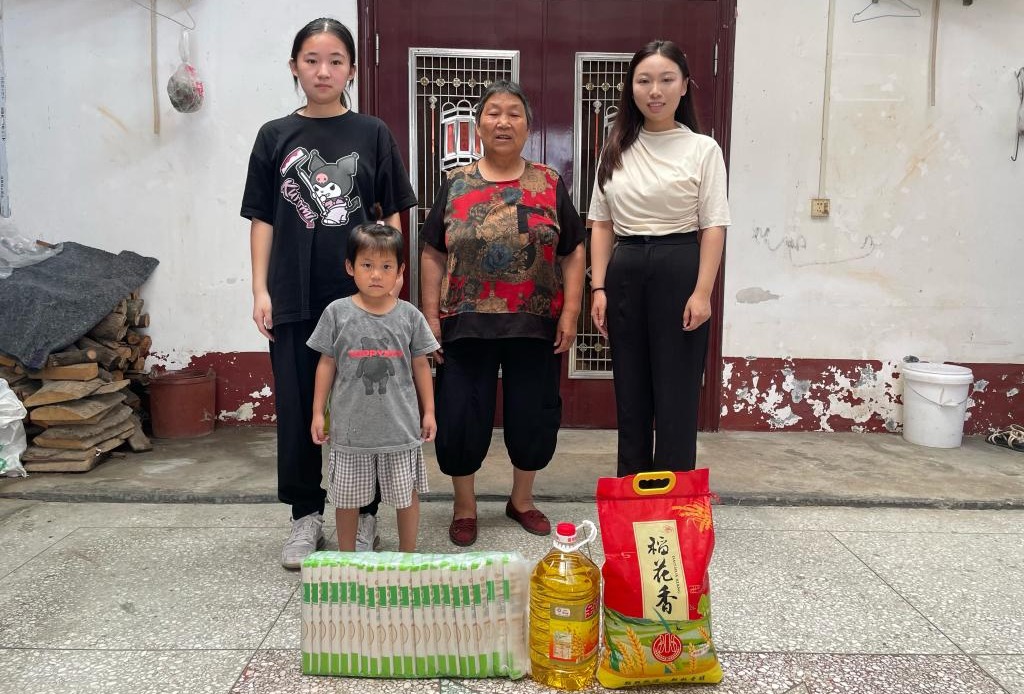国产成人精品一区二区三区