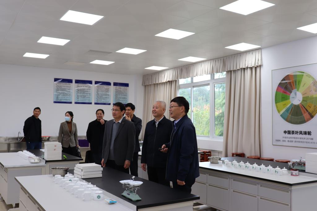 国产成人精品一区二区三区