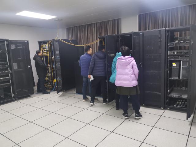 国产成人精品一区二区三区