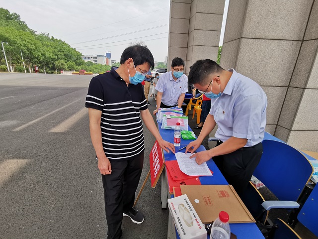 国产成人精品一区二区三区