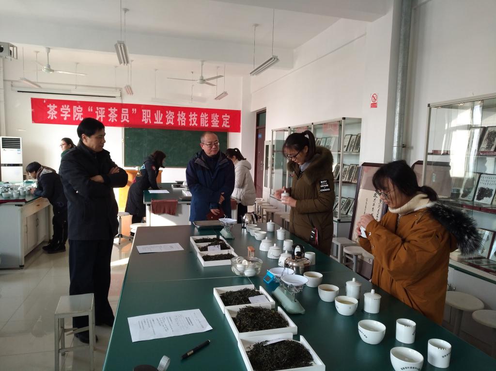 国产成人精品一区二区三区