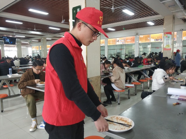 国产成人精品一区二区三区