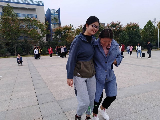 国产成人精品一区二区三区