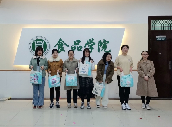 国产成人精品一区二区三区
