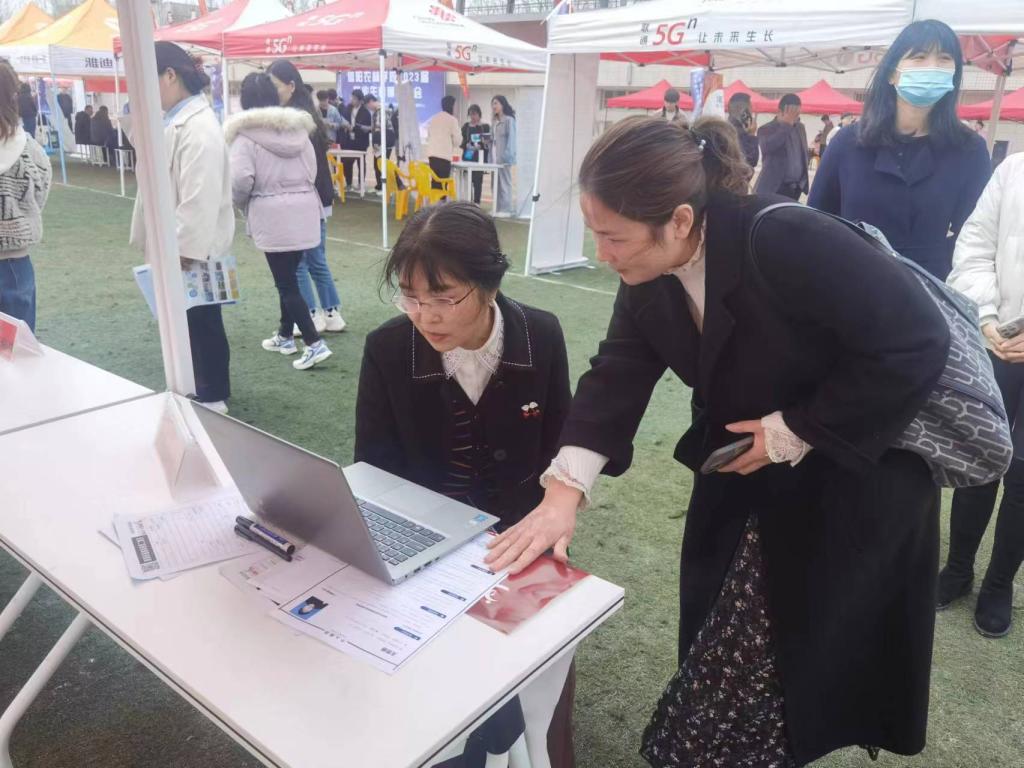 国产成人精品一区二区三区