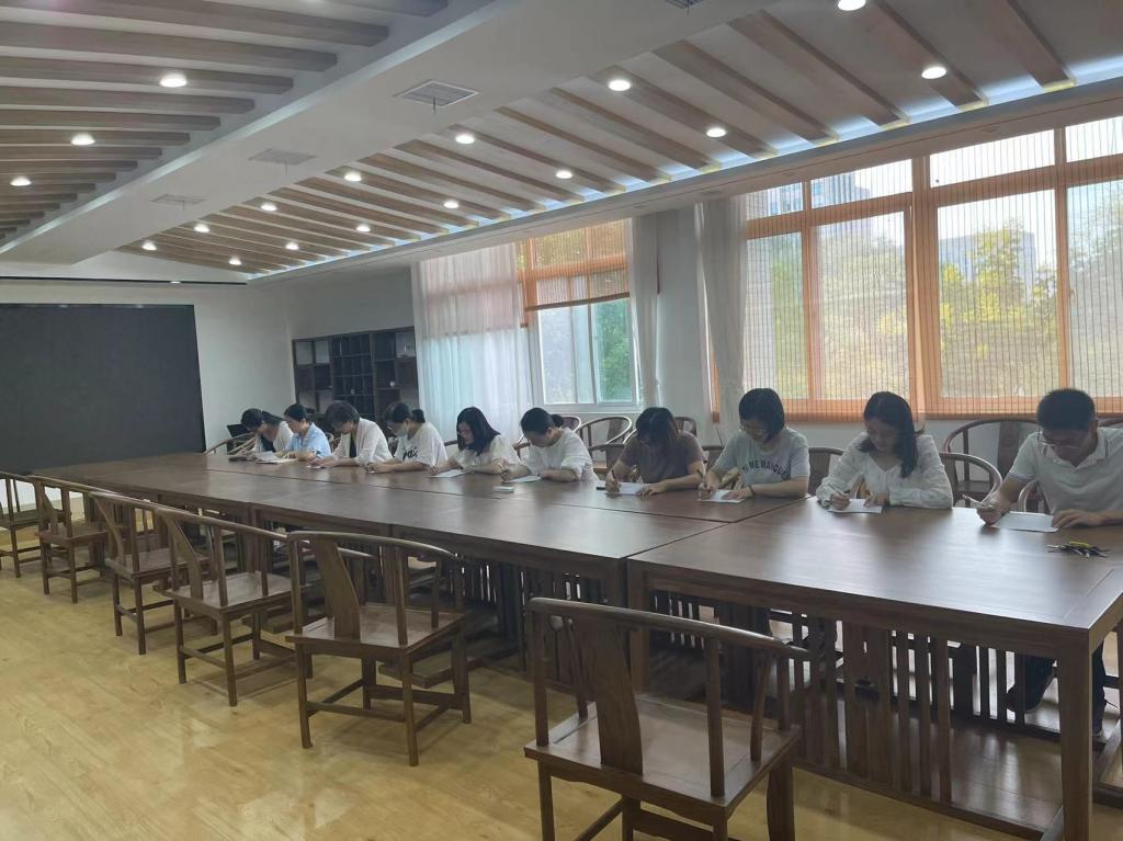 国产成人精品一区二区三区