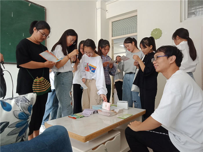国产成人精品一区二区三区
