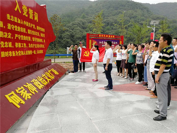 国产成人精品一区二区三区