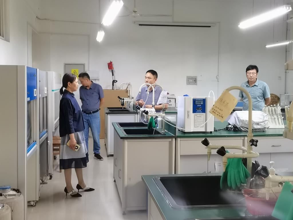 国产成人精品一区二区三区
