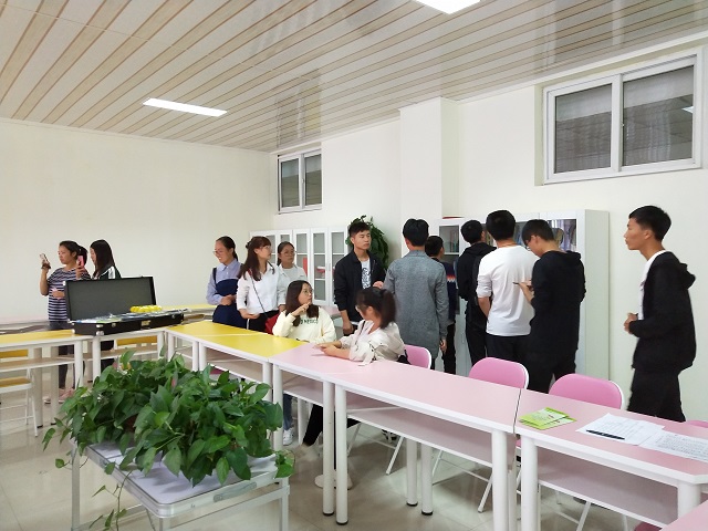 国产成人精品一区二区三区