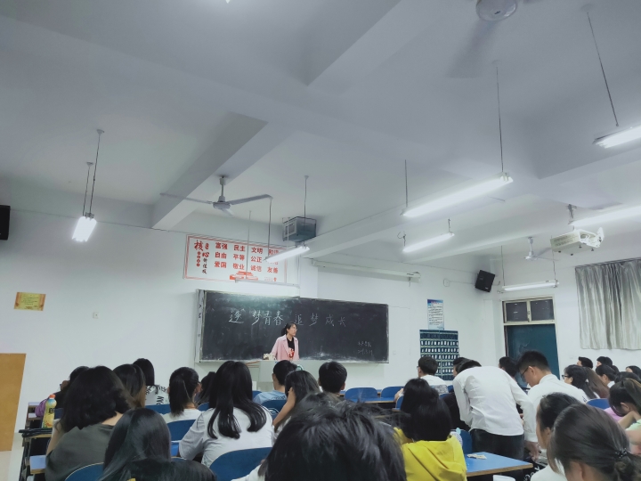 国产成人精品一区二区三区