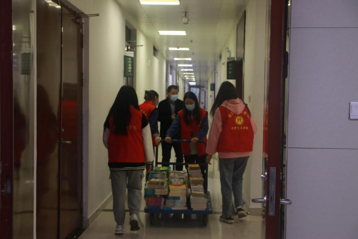 国产成人精品一区二区三区