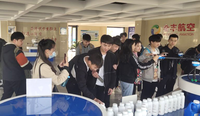 国产成人精品一区二区三区