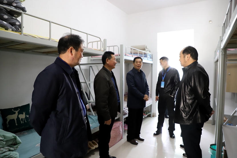 国产成人精品一区二区三区