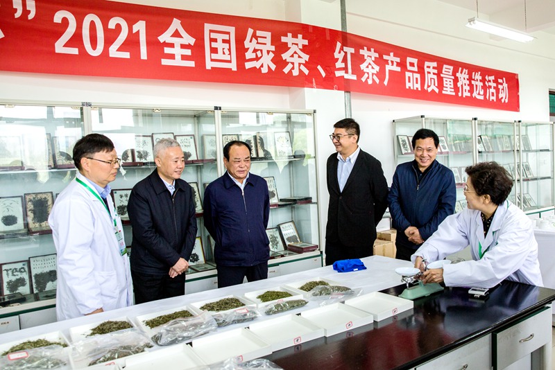国产成人精品一区二区三区
