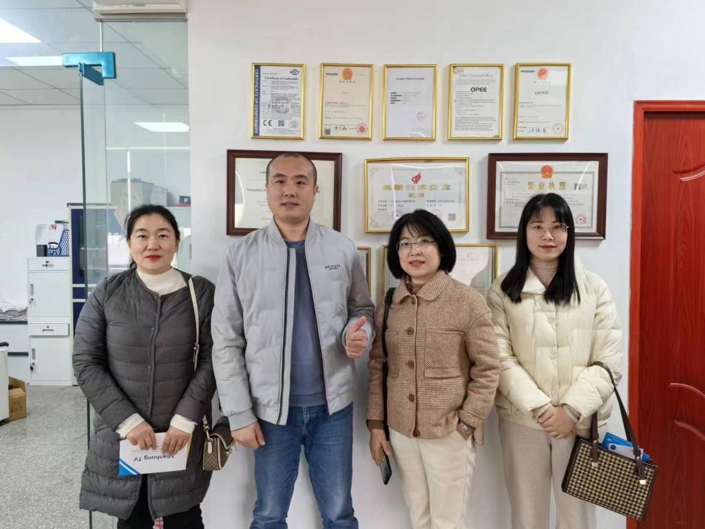 国产成人精品一区二区三区