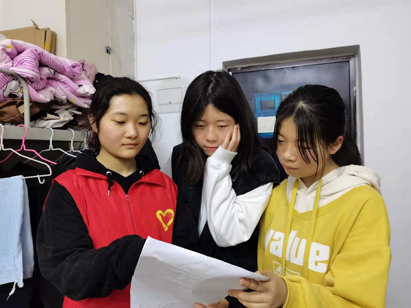 国产成人精品一区二区三区