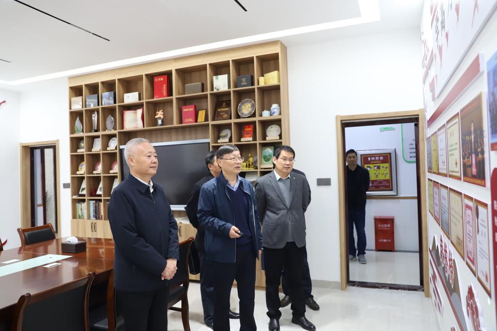 国产成人精品一区二区三区