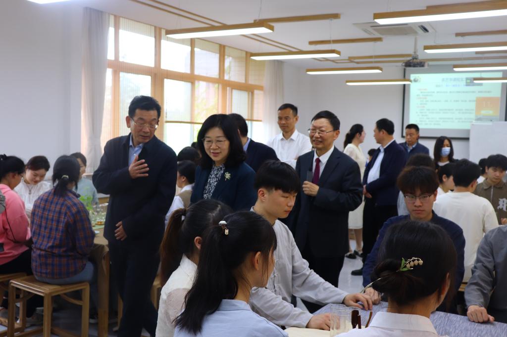 国产成人精品一区二区三区