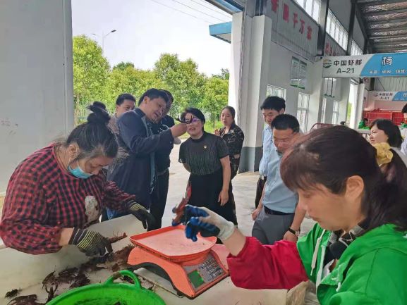 国产成人精品一区二区三区