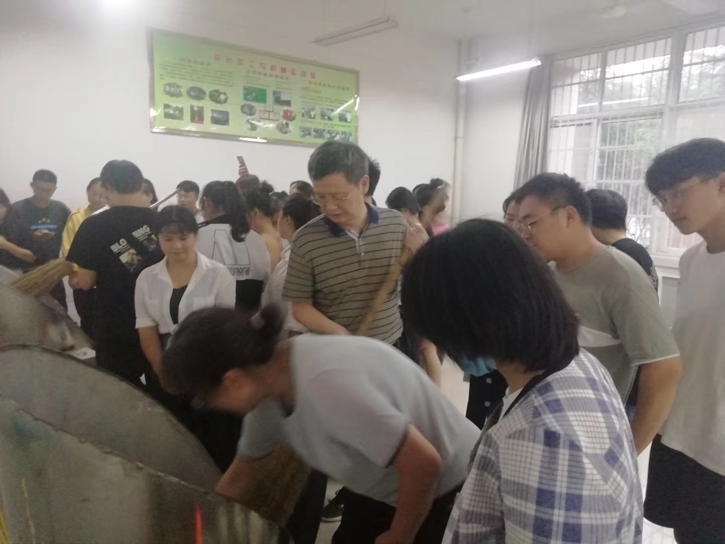 国产成人精品一区二区三区