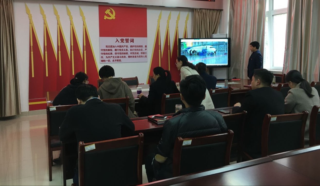 国产成人精品一区二区三区