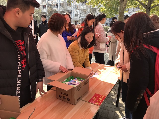 国产成人精品一区二区三区